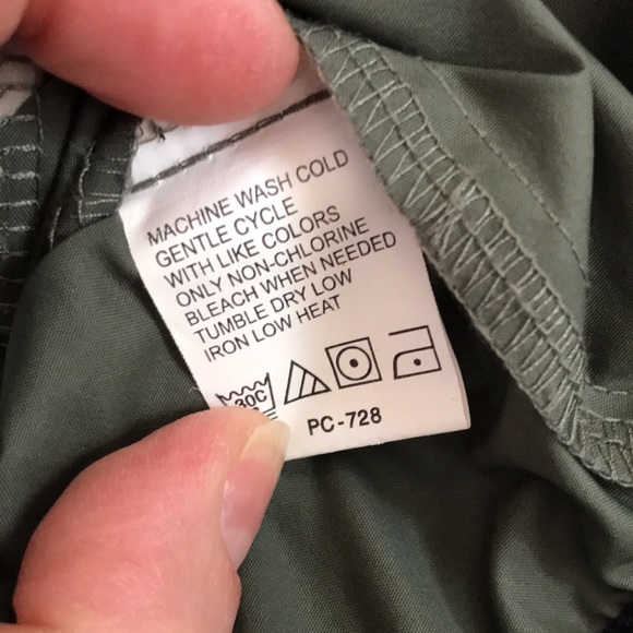 IZOD rain jacket - Picture 7 of 7